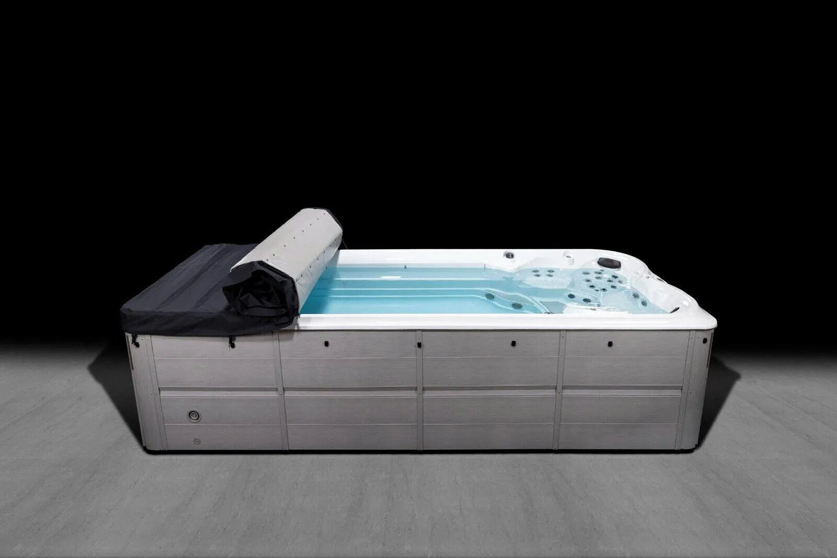 Couverture roulante pour spa de nage