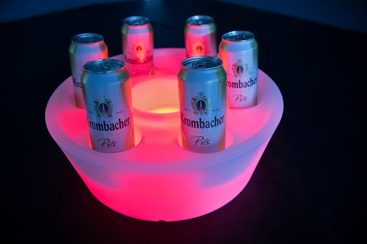 Schwimmende Poolbar mit LED Beleuchtung
